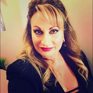 Meet your Posher, Jill